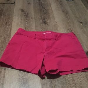 Old Navy pixie shorts sz 10